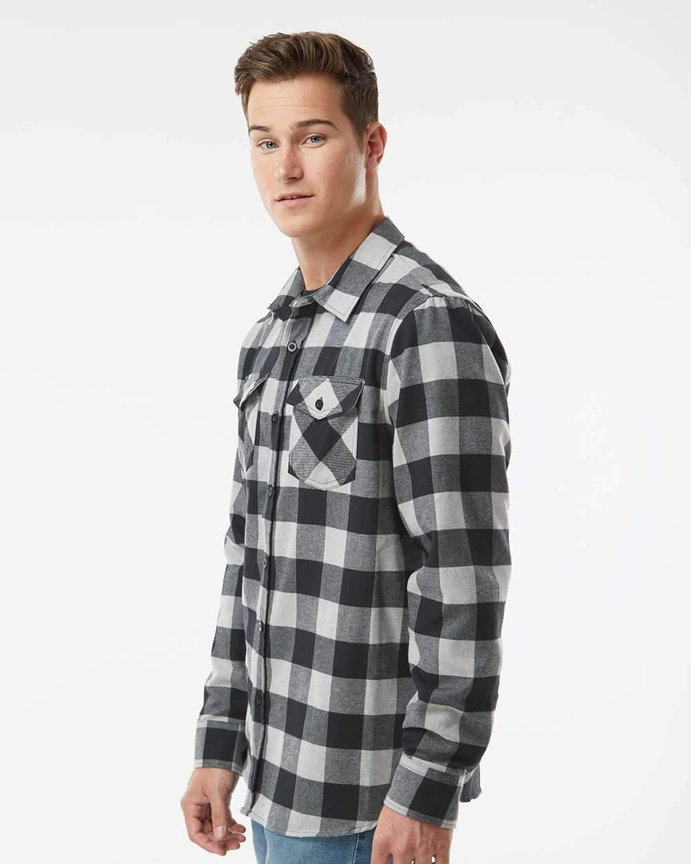 Men's Grey and Black Long Sleeve Flannel